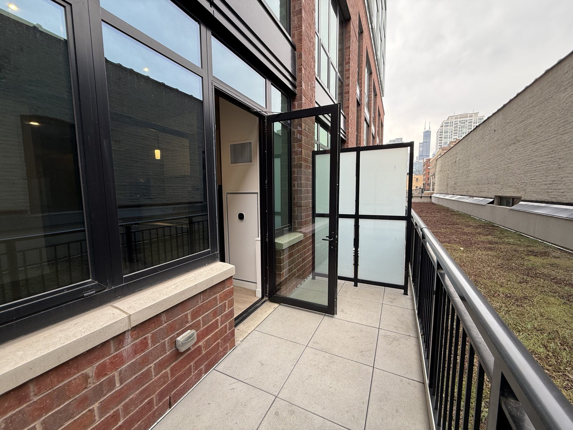 Chicago apartment terrace