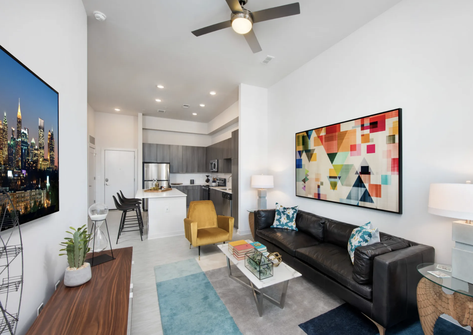 Midtown Atlanta apartment living room with tall ceilings and great lighting.
