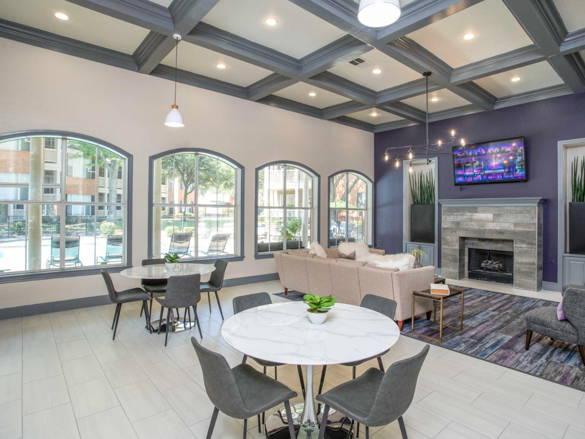 Dallas apartment resident lounge