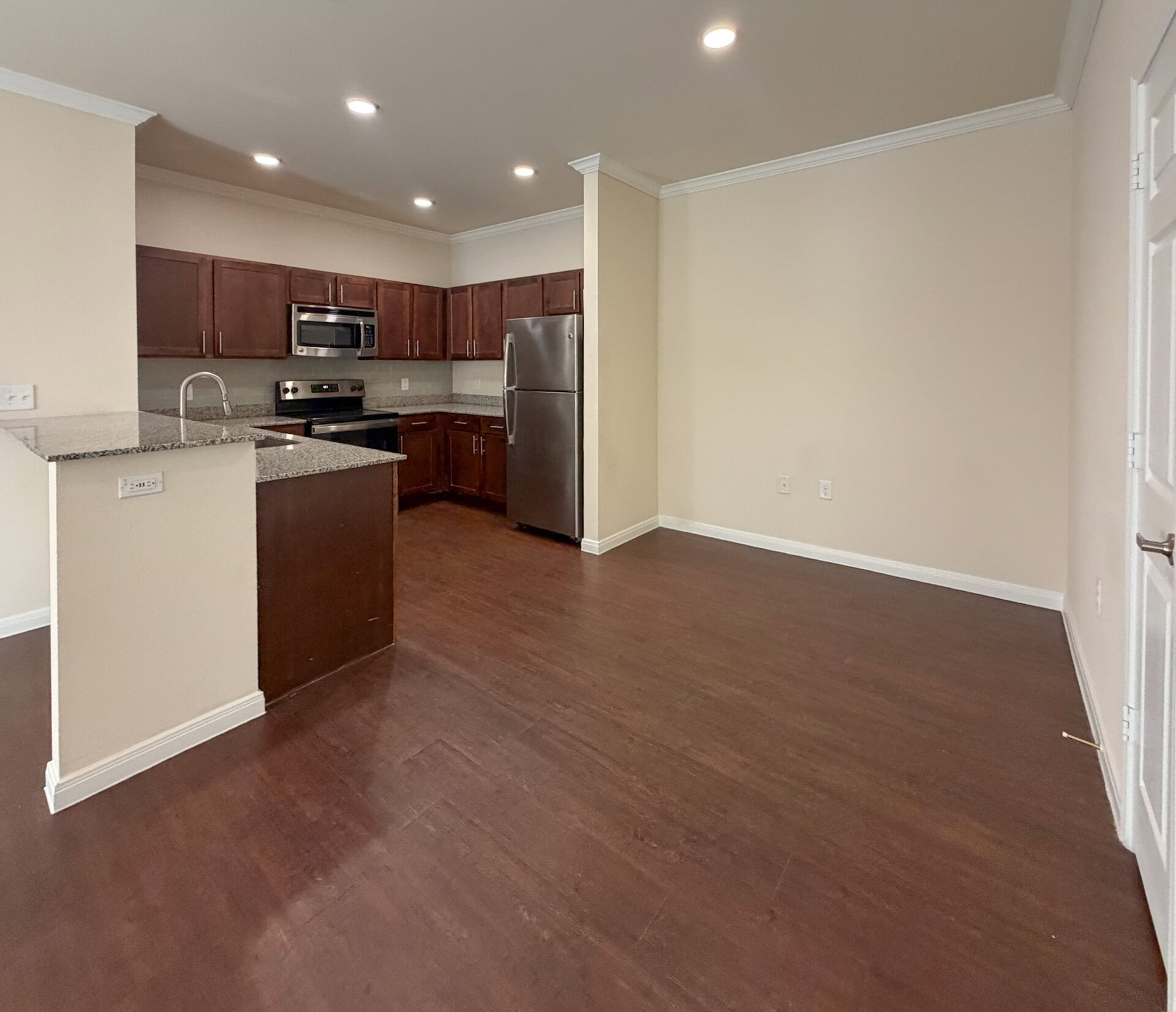 Fort Worth Apartment Dining Room