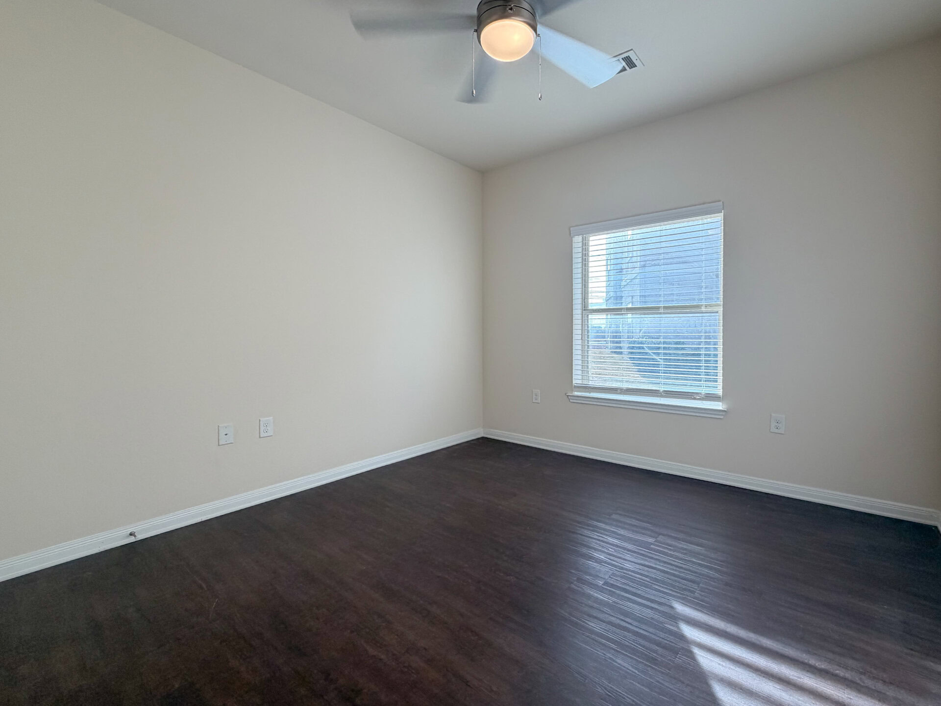 Fort Worth Apartment Bedroom 1
