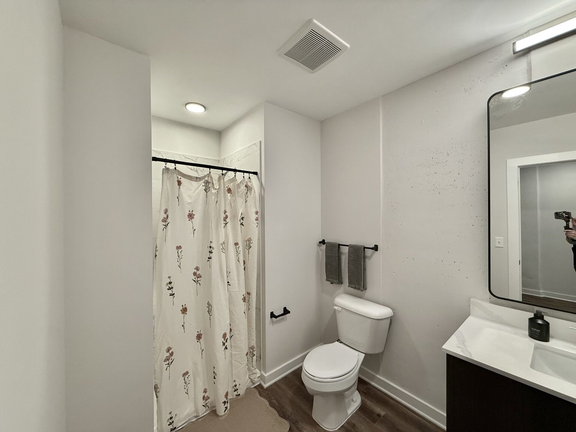 Apartments in Downtown Nashville, bathroom with a walk in shower.