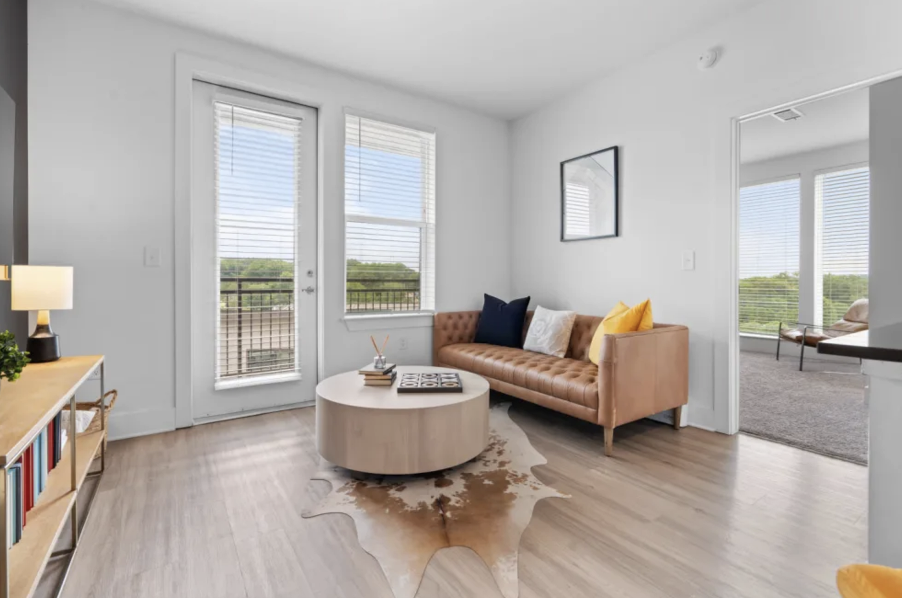 Apartments in Grant Park, living room with large windows.