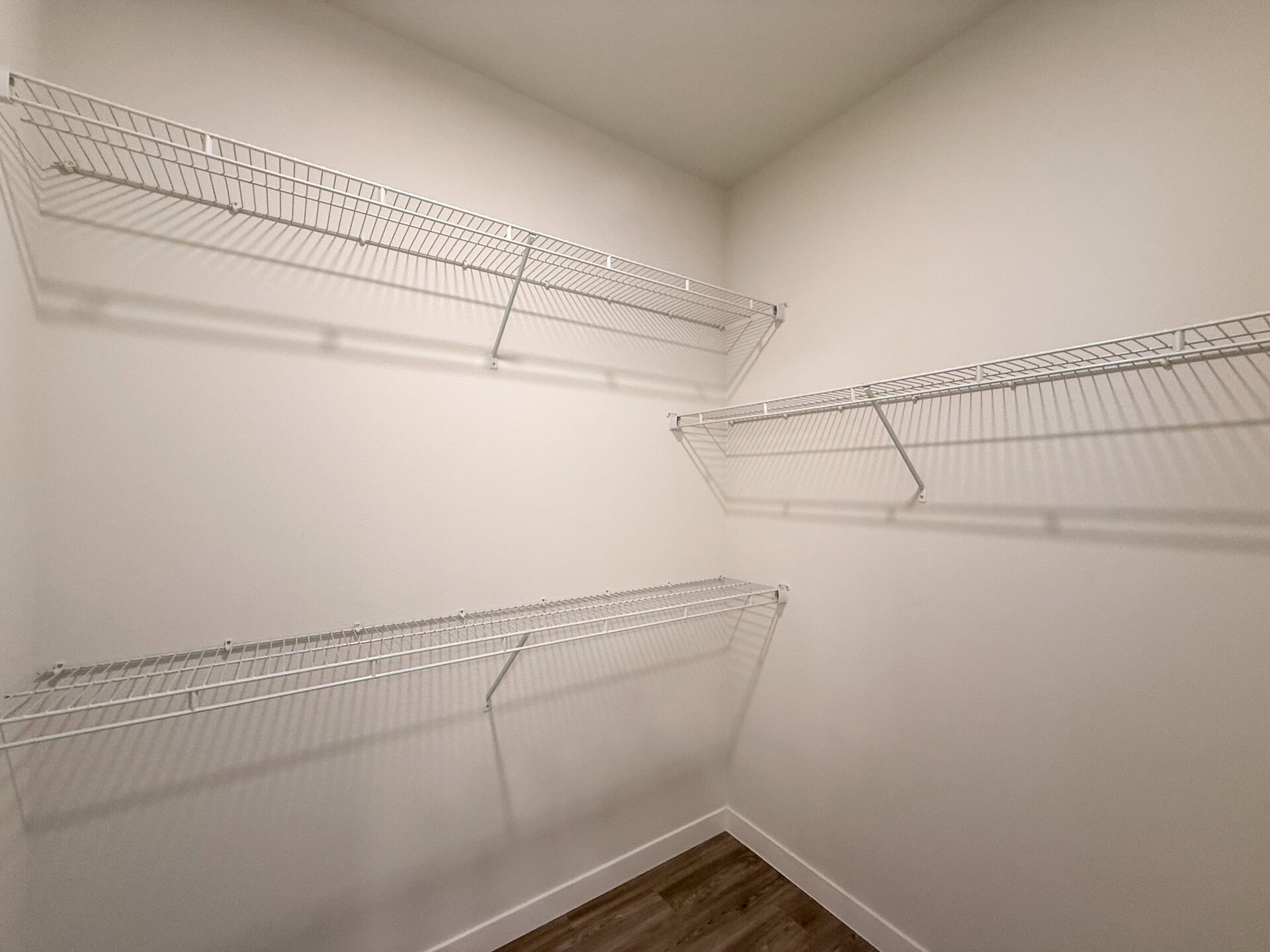 A San Antonio apartment spacious closet
