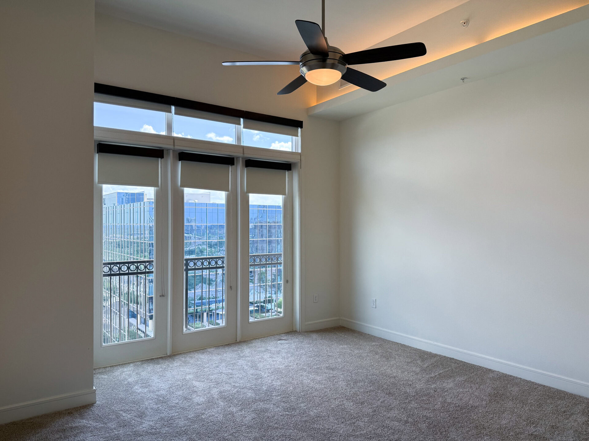 River Oaks | Uptown