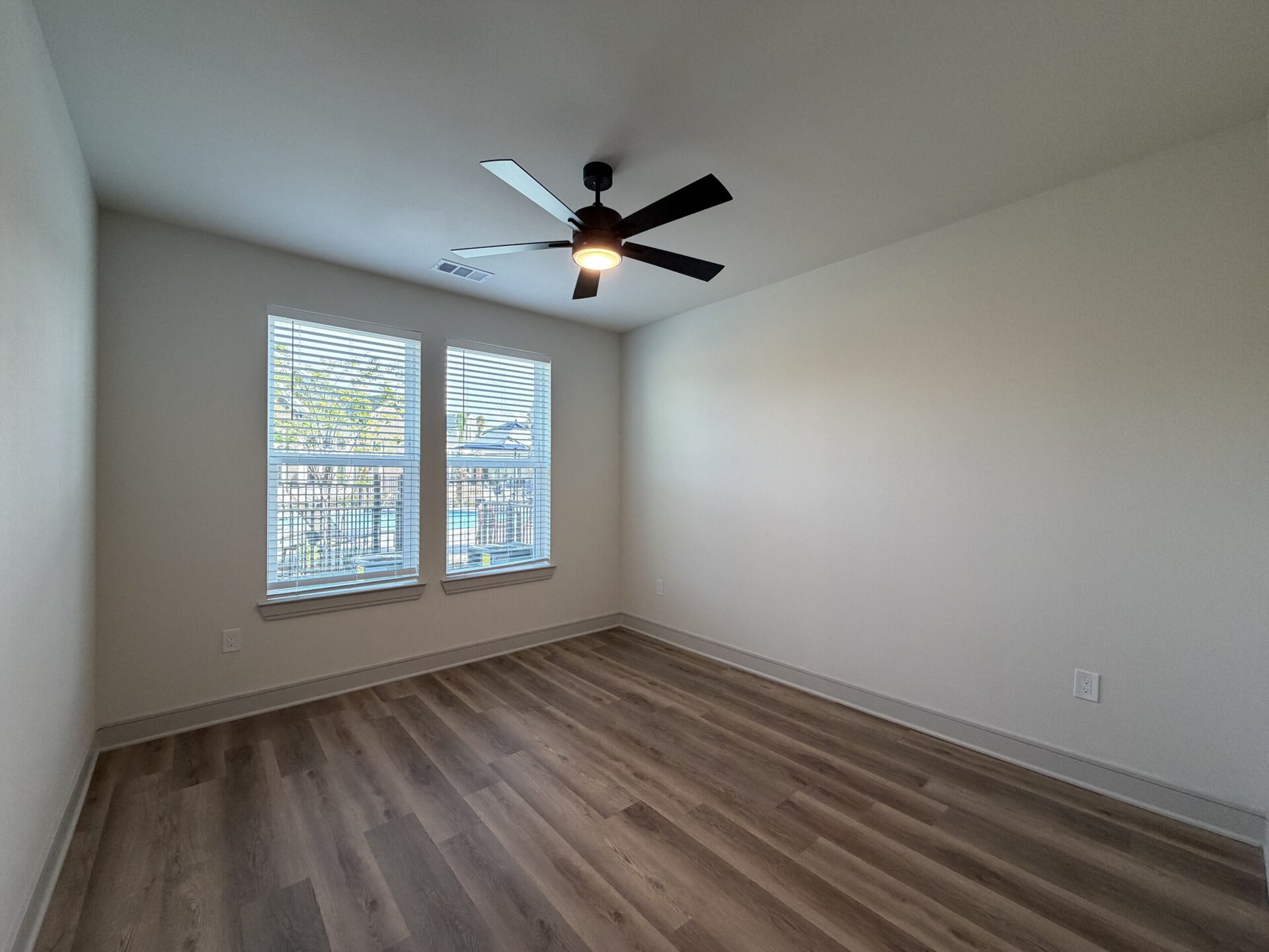 Smart City Apartment Locator