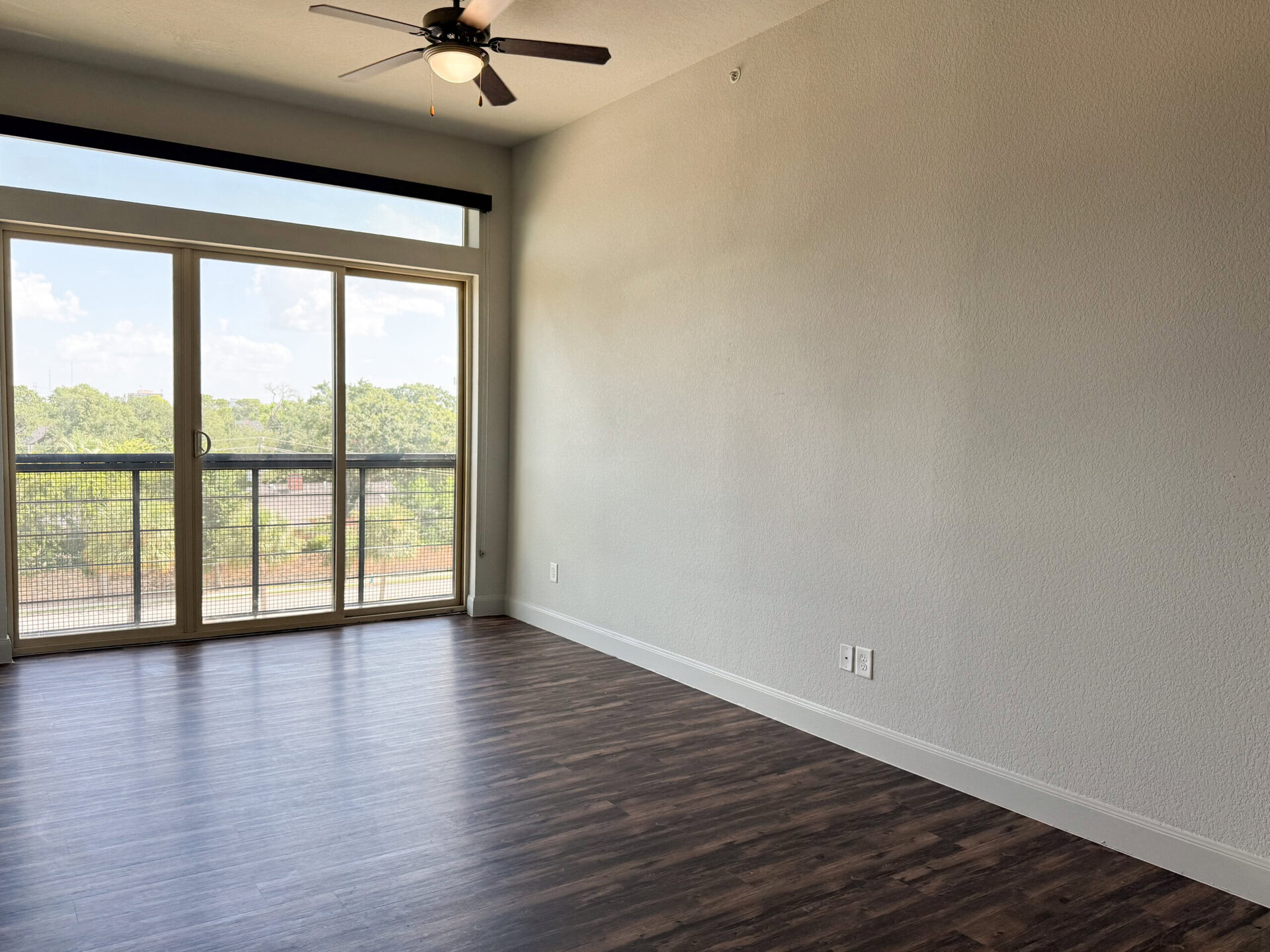 River Oaks | Uptown